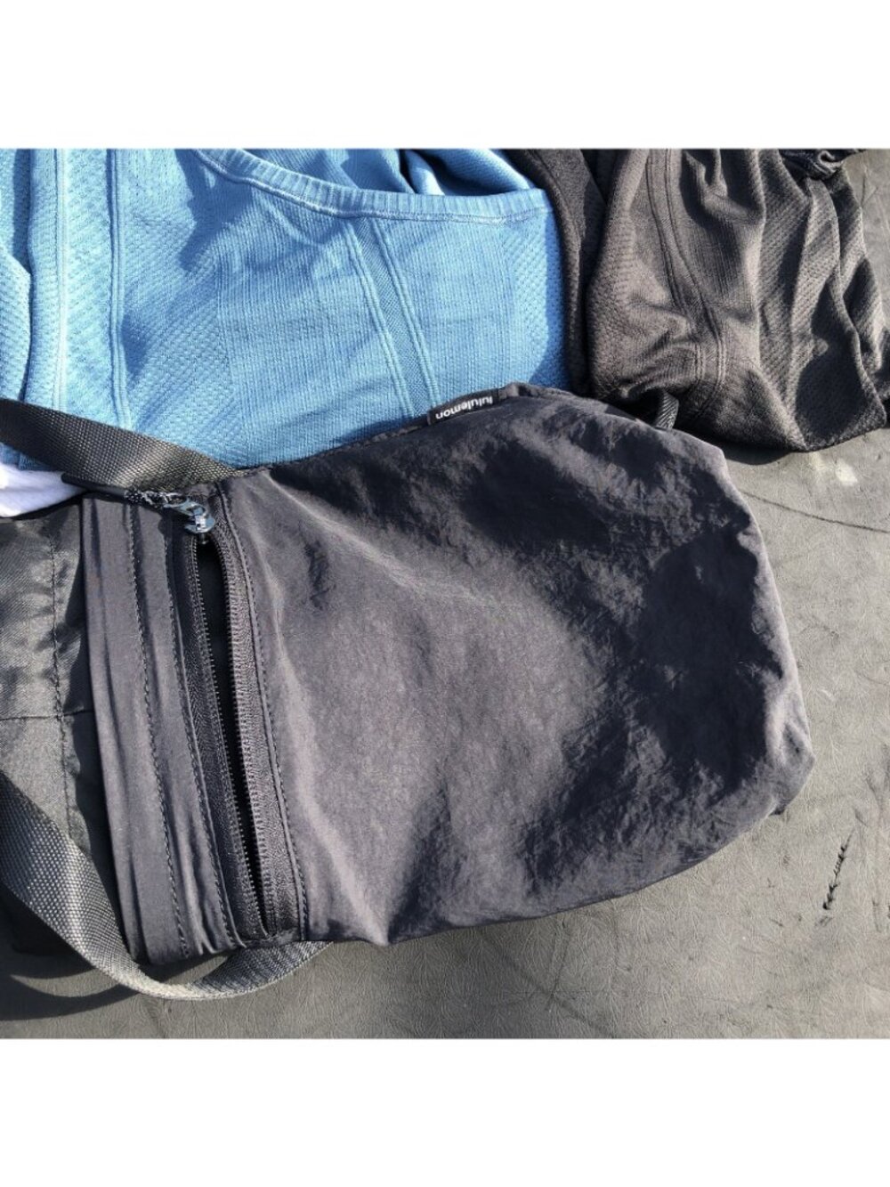 Lululemon & Gymshark Athletic Leggings Tops Sports Bra Mixed Sizes LOT OF 12 - Picture 10 of 11